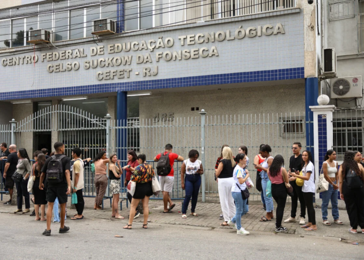 Estudantes que farão o Enem no Rio terão transporte público gratuito em novembro