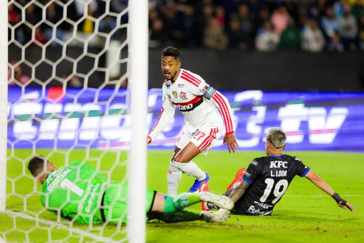 Flamengo vence o Independiente del Valle em Quito e abre vantagem nas quartas da Libertadores