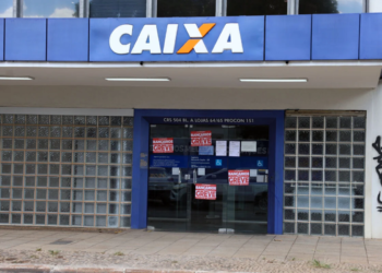 Greve nacional da Caixa Econômica Federal interrompe atividades e atinge agências