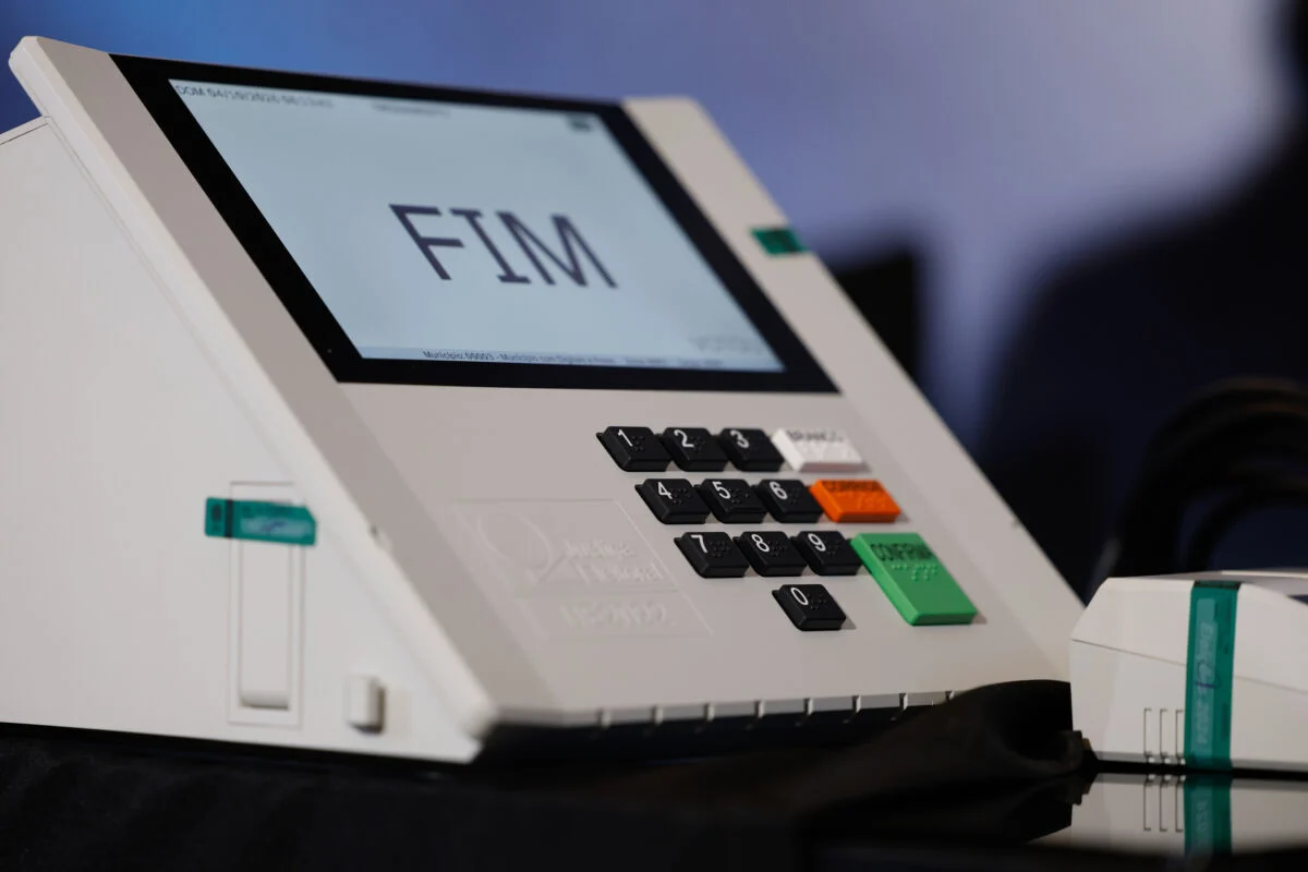 Inteligência artificial e vídeos manipulados desafiam a estabilidade democrática nas eleições