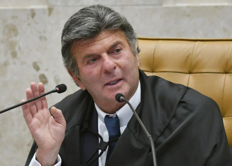 Luiz Fux exige explicações da União e BC sobre o impasse no socorro financeiro ao BRB