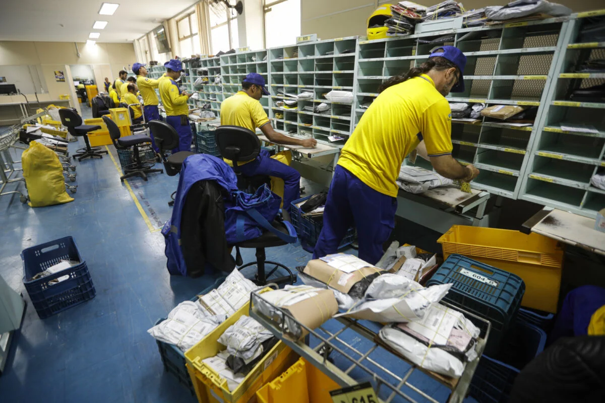TST ordena manutenção de 80% do efetivo dos Correios durante paralisação da categoria