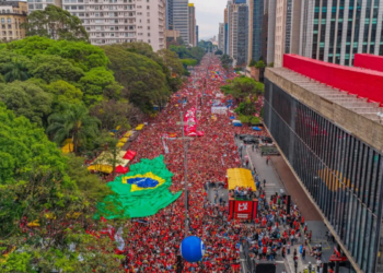 Campanha de Lula recorre ao TSE para derrubar postagens falsas sobre comício na Paulista