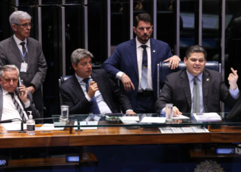 Davi Alcolumbre retira PEC da Segurança Pública da pauta do Senado em busca de consenso