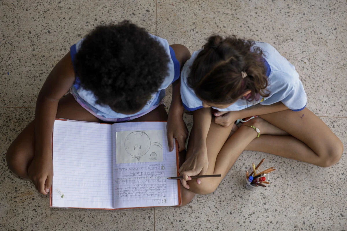 Diagnóstico do MEC revela avanço na implementação da educação antirracista no Brasil
