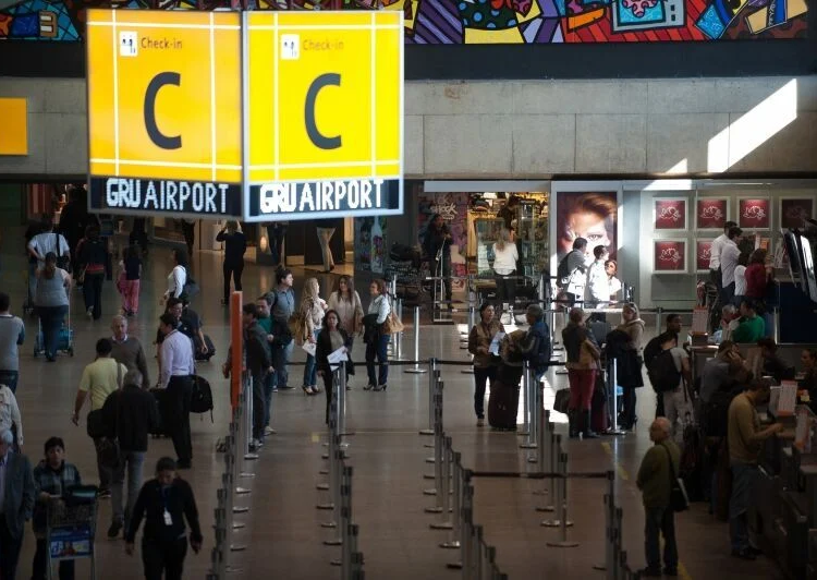 Feriado de Finados deve movimentar dois milhões de passageiros em voos