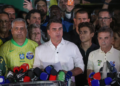Flávio Bolsonaro rejeita resultado da eleição e aciona STF por anulação do pleito