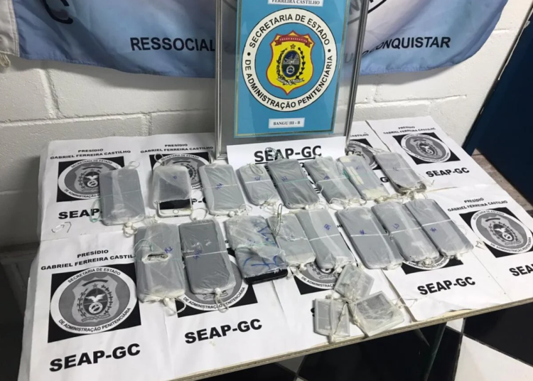 Governo federal institui plano para barrar sinal de celulares em unidades prisionais do país
