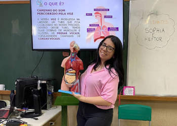 Inteligência artificial transforma a sala de aula e redefine o papel do professor no país