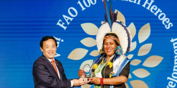 Luena Pataxó e Joana Mousinho são reconhecidas como heroínas pela FAO em premiação em Roma