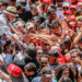 Lula promete contestar na Justiça o bloqueio do canal Exército do Lula pelo TSE