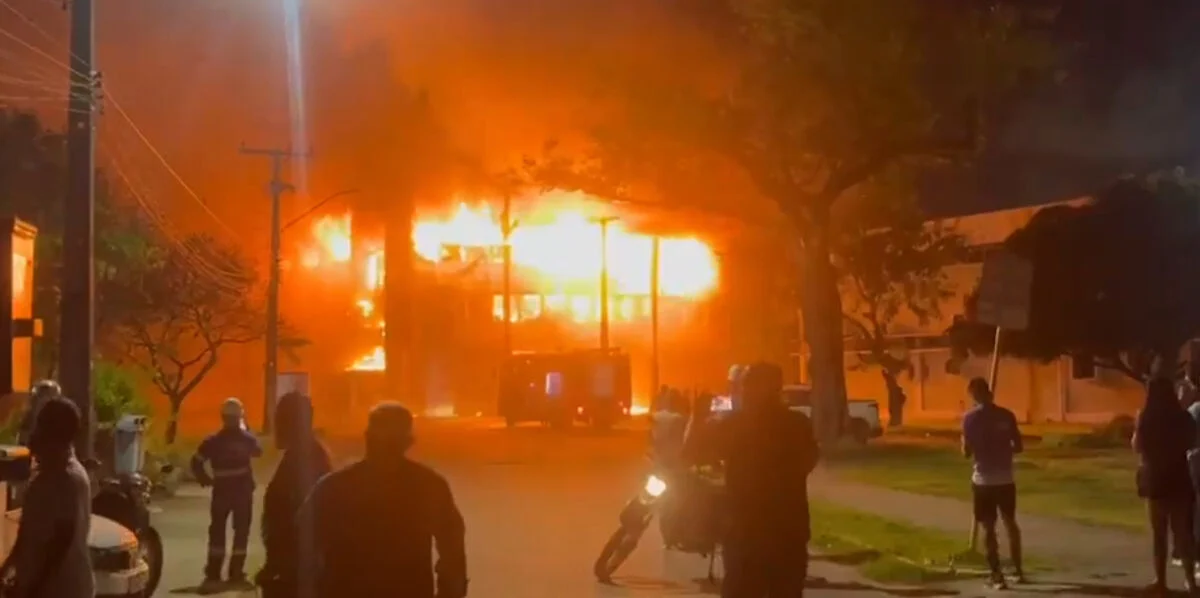 Novo prédio da UFPE será construído após incêndio destruir laboratórios no campus