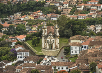 Propostas de Lula e Flávio Bolsonaro revelam visões distintas para a cultura nacional