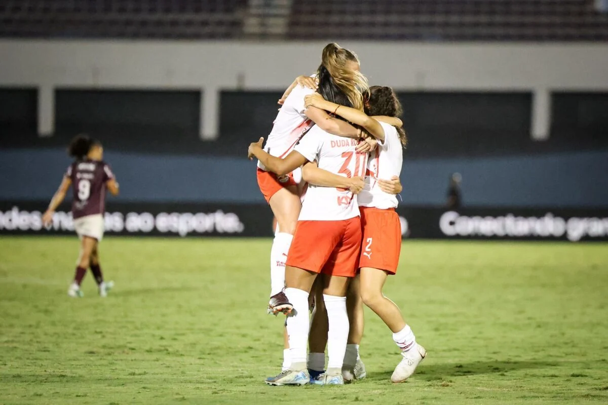 Red Bull Bragantino vence Ferroviária por 2 a 0 e garante vantagem nas quartas da Copa do Brasil