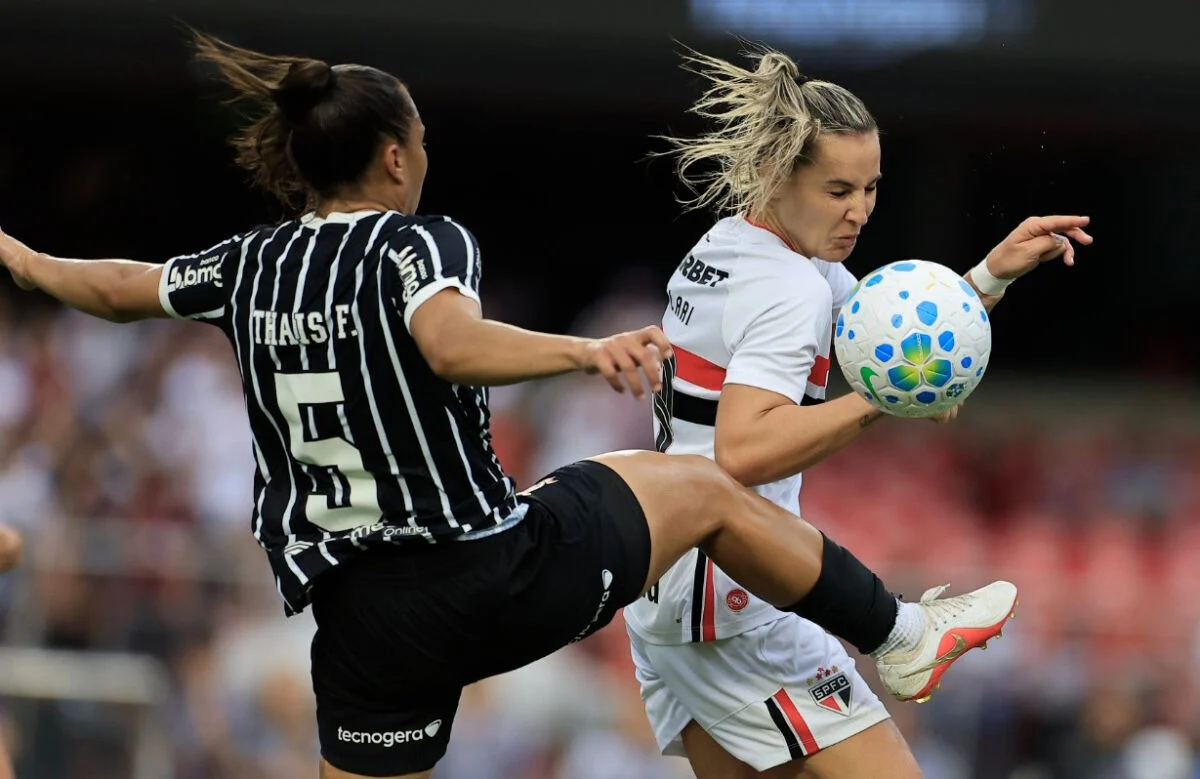 São Paulo conquista título inédito do Brasileirão Feminino diante de recorde no Morumbis