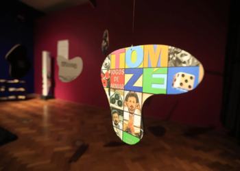 Tom Zé celebra nove décadas de vida em exposição sensorial e interativa em São Paulo