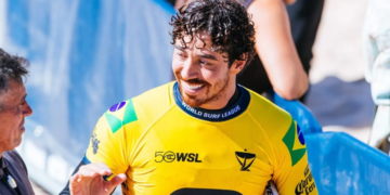 Yago Dora, Ítalo Ferreira e Gabriel Medina avançam às quartas em Peniche